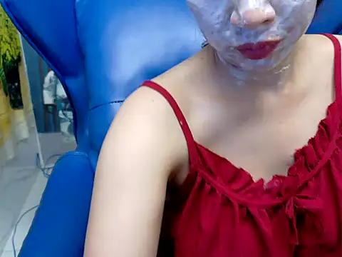 Snapshot of Cherry_6969 chatting on 10/19/25, 12:33 Cherry 6969 online show from 10/19/25, 12:33