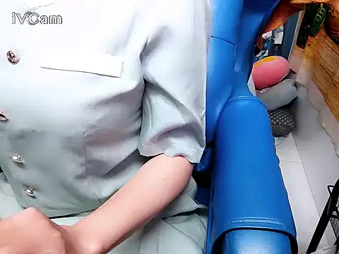 Snapshot of Cherry_6969 chatting on 01/06/26, 12:25 Cherry 6969 online show from 01/06/26, 12:25