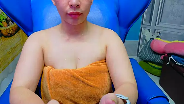 Snapshot of Cherry_6969 chatting on 03/21/26, 03:00 Cherry 6969 online show from 03/21/26, 03:00