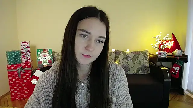 Snapshot of Pretty_shy chatting on 12/23/24, 11:47 Pretty shy online show from 12/23/24, 11:47