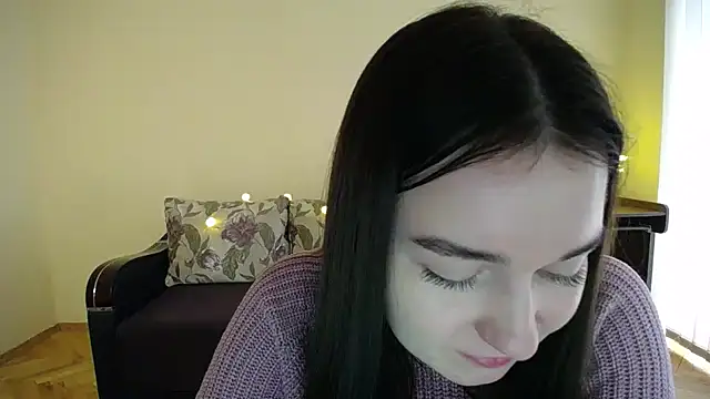 Snapshot of Pretty_shy chatting on 01/10/25, 12:04 Pretty shy online show from 01/10/25, 12:04