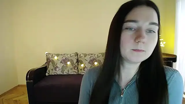 Snapshot of Pretty_shy chatting on 01/27/25, 12:26 Pretty shy online show from 01/27/25, 12:26