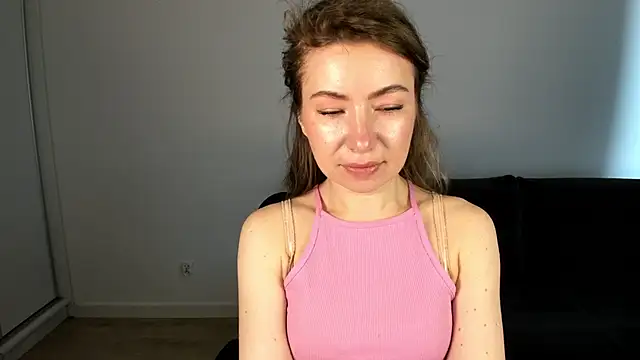 Mia Tasty online show from 04/24/26, 06:49