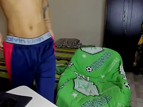 Snapshot of cardrey05 chatting on 02/28/26, 09:05 cardrey05 online show from 02/28/26, 09:05