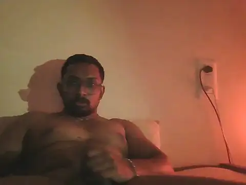 Snapshot of chennaibull101 chatting on 02/23/26, 07:11 chennaibull101 online show from 02/23/26, 07:11