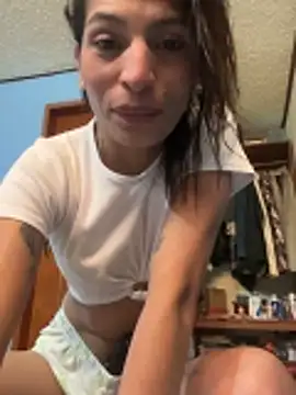 ImCrazzy online show from 04/27/26, 02:37
