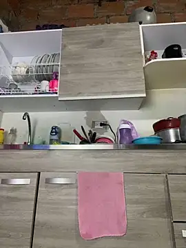 Emiily lee online show from 02/13/25, 10:44