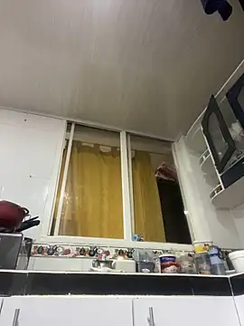 Emiily lee online show from 03/04/25, 01:12