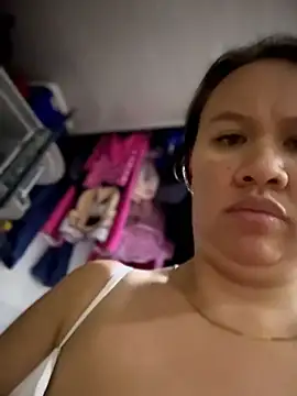 Emiily lee online show from 06/25/26, 12:10