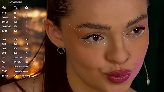 Snapshot of AnaWest chatting on 01/27/25, 08:40 AnaWest online show from 01/27/25, 08:40