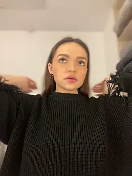 Snapshot of AnaWest chatting on 03/06/25, 05:57 AnaWest online show from 03/06/25, 05:57