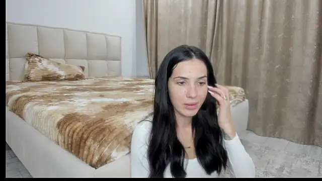 Emmapmg online show from 10/18/25, 05:03