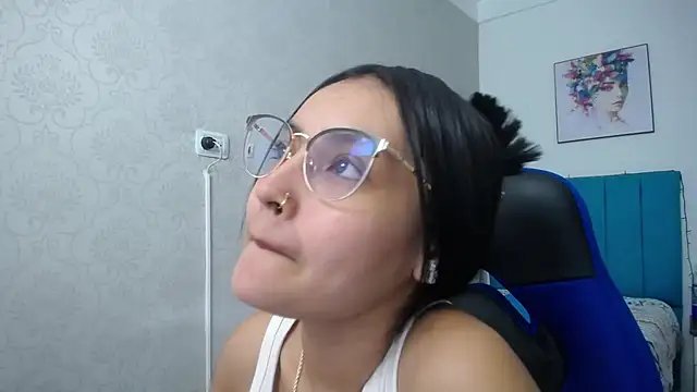 Snapshot of antonella_sweetlittle chatting on 01/15/25, 03:39 antonella sweetlittle online show from 01/15/25, 03:39