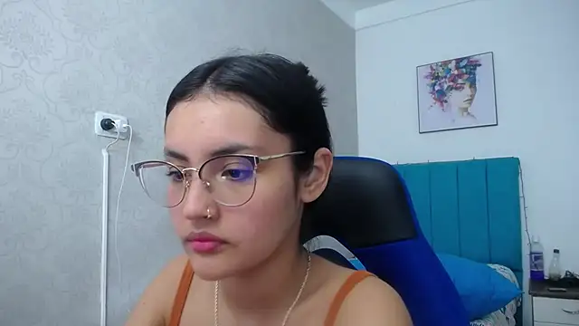 Snapshot of antonella_sweetlittle chatting on 01/18/25, 06:21 antonella sweetlittle online show from 01/18/25, 06:21