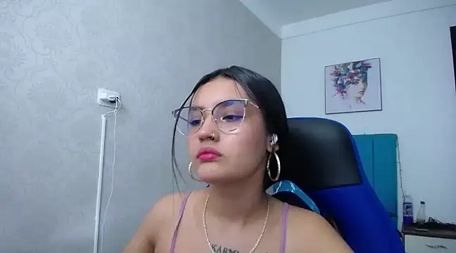 Snapshot of antonella_sweetlittle chatting on 01/23/25, 06:35 antonella sweetlittle online show from 01/23/25, 06:35