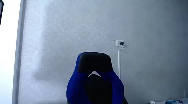 Snapshot of antonella_sweetlittle chatting on 01/24/25, 12:20 antonella sweetlittle online show from 01/24/25, 12:20