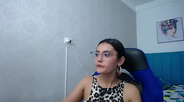 Snapshot of antonella_sweetlittle chatting on 01/25/25, 09:57 antonella sweetlittle online show from 01/25/25, 09:57