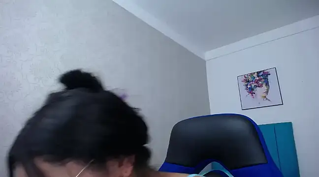 Snapshot of antonella_sweetlittle chatting on 03/01/25, 06:43 antonella sweetlittle online show from 03/01/25, 06:43