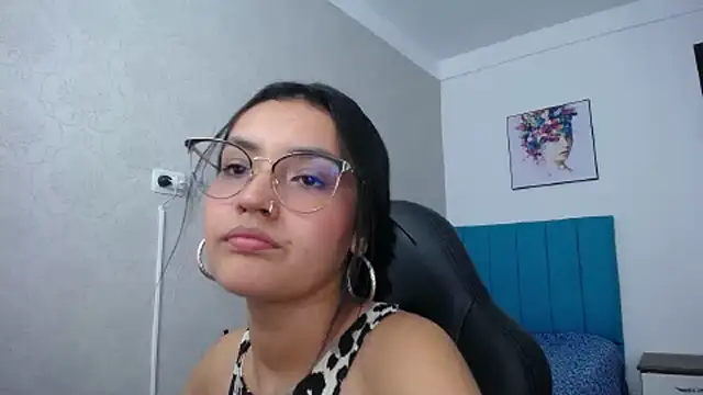 Snapshot of antonella_sweetlittle chatting on 03/13/25, 06:45 antonella sweetlittle online show from 03/13/25, 06:45