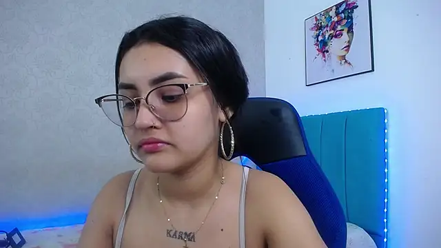 Snapshot of antonella_sweetlittle chatting on 11/28/25, 12:19 antonella sweetlittle online show from 11/28/25, 12:19