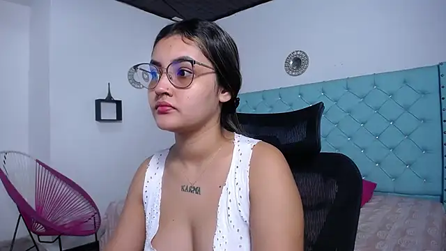 antonella sweetlittle online show from 04/28/26, 12:10