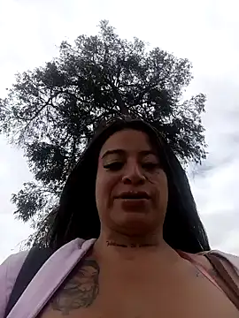 Snapshot of Alona_Evans chatting on 01/27/25, 06:52 Alona Evans online show from 01/27/25, 06:52
