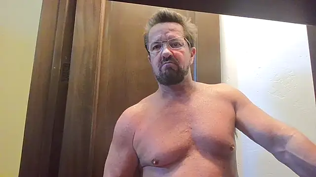 sluttydylan online show from 10/22/25, 08:52