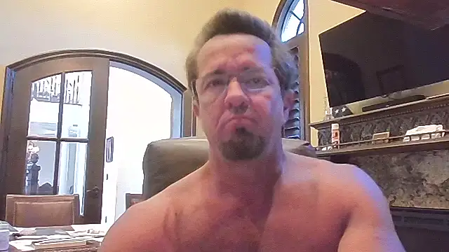 sluttydylan online show from 11/07/25, 07:03