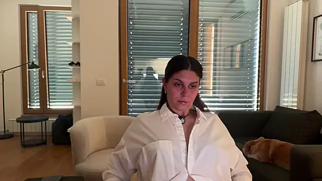 Snapshot of meadow_soprano chatting on 06/18/26, 02:10 meadow soprano online show from 06/18/26, 02:10