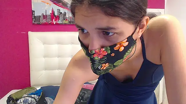 nextdoor fantasy1 online show from 12/03/25, 03:36