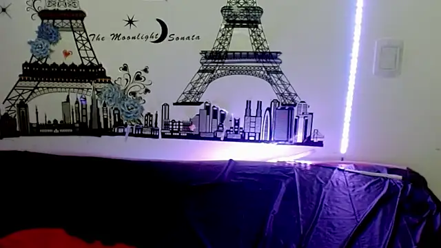 Snapshot of cata__gutierrez_ chatting on 04/17/26, 04:04 cata gutierrez online show from 04/17/26, 04:04