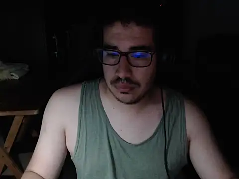 thealfawolf01 online show from 12/18/24, 03:58