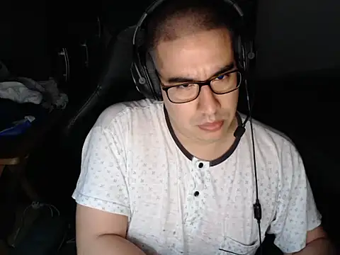 thealfawolf01 online show from 05/11/26, 05:24
