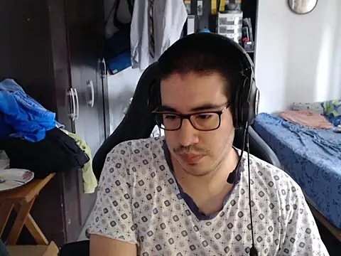 thealfawolf01 online show from 06/12/26, 06:29