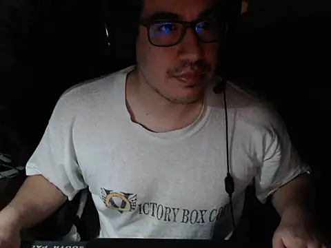 thealfawolf01 online show from 06/28/26, 11:11