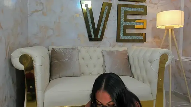 Snapshot of hanna_slut_ chatting on 10/03/25, 10:23 hanna slut online show from 10/03/25, 10:23