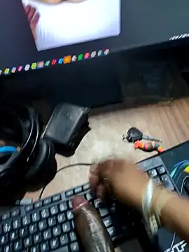 Snapshot of rajesh31tamil chatting on 10/07/25, 01:08 rajesh31tamil online show from 10/07/25, 01:08