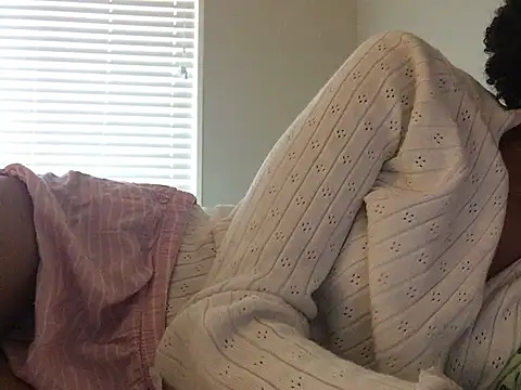 loveofbea online show from 01/04/25, 04:22