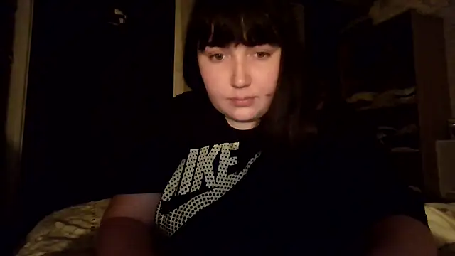 Snapshot of Lynylou chatting on 09/11/25, 08:09 Lynylou online show from 09/11/25, 08:09