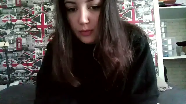 Snapshot of Lynylou chatting on 10/10/25, 03:00 Lynylou online show from 10/10/25, 03:00