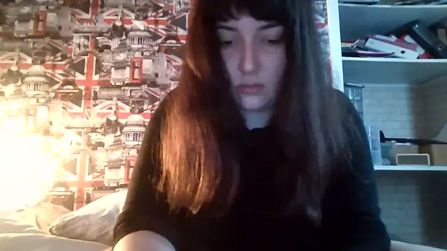 Snapshot of Lynylou chatting on 10/22/25, 12:27 Lynylou online show from 10/22/25, 12:27