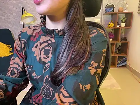 Snapshot of MidnightFlame chatting on 02/02/25, 07:35 MidnightFlame online show from 02/02/25, 07:35