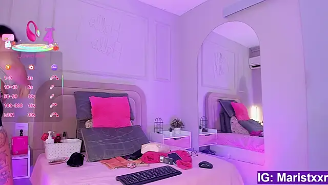 Maristxxr online show from 12/01/25, 07:41