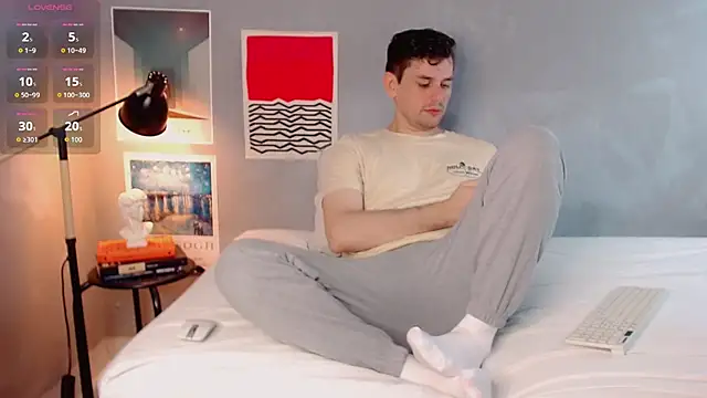 Elio555 online show from 11/23/25, 12:10