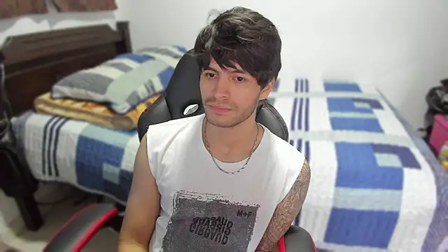 Snapshot of justin_stark7 chatting on 12/16/24, 10:56 justin stark7 online show from 12/16/24, 10:56