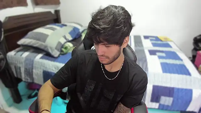 Snapshot of justin_stark7 chatting on 01/10/25, 11:29 justin stark7 online show from 01/10/25, 11:29