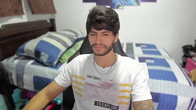 Snapshot of justin_stark7 chatting on 01/15/25, 10:35 justin stark7 online show from 01/15/25, 10:35