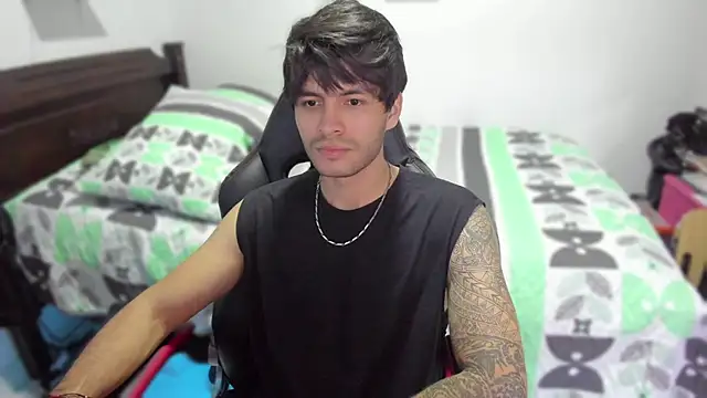 Snapshot of justin_stark7 chatting on 01/27/25, 10:27 justin stark7 online show from 01/27/25, 10:27