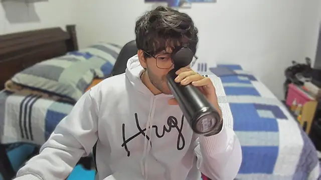 Snapshot of justin_stark7 chatting on 03/14/25, 11:22 justin stark7 online show from 03/14/25, 11:22