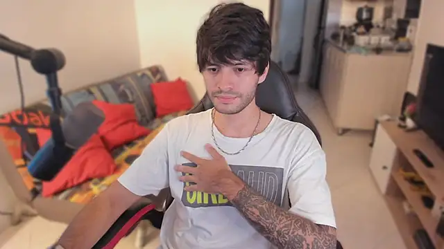 Snapshot of justin_stark7 chatting on 09/16/25, 09:49 justin stark7 online show from 09/16/25, 09:49